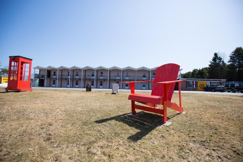 Wheelhouse Motel Lunenburg Esterno foto